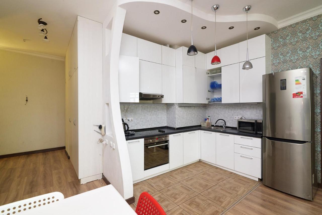 Ferienwohnung Квартира В Самом Центре Столицы Казахстана Astana Exterior foto